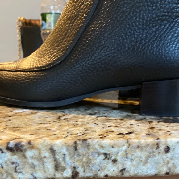 Everlane black booties like new - Picture 2 of 3